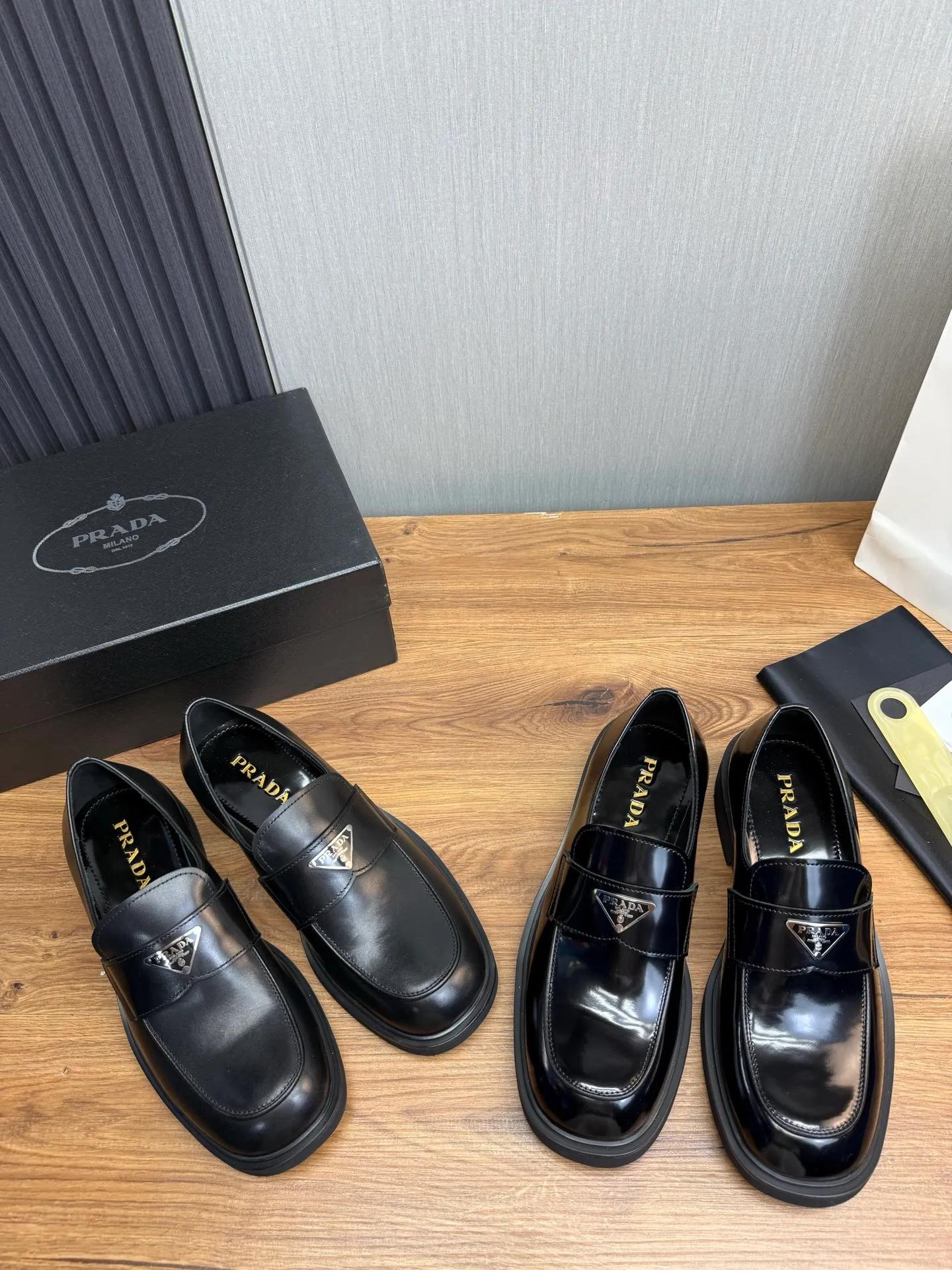 Men's shoes 💰840💰 [PRADA] New models synchronized with the official website, high-quality shipments ✔️Hot-sellers🔥 Original cowhide. Open edge beaded cowhide + cowhide lining, 1🆚1 replica, original lightweight foam outsole, 38-45 (men's 38.45 custom-made, non-refundable)